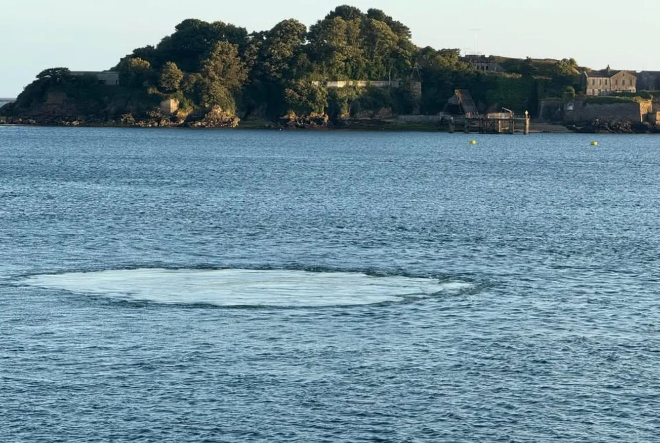 Mystery swirl appears in Plymouth sound sparking secret submarine rumours