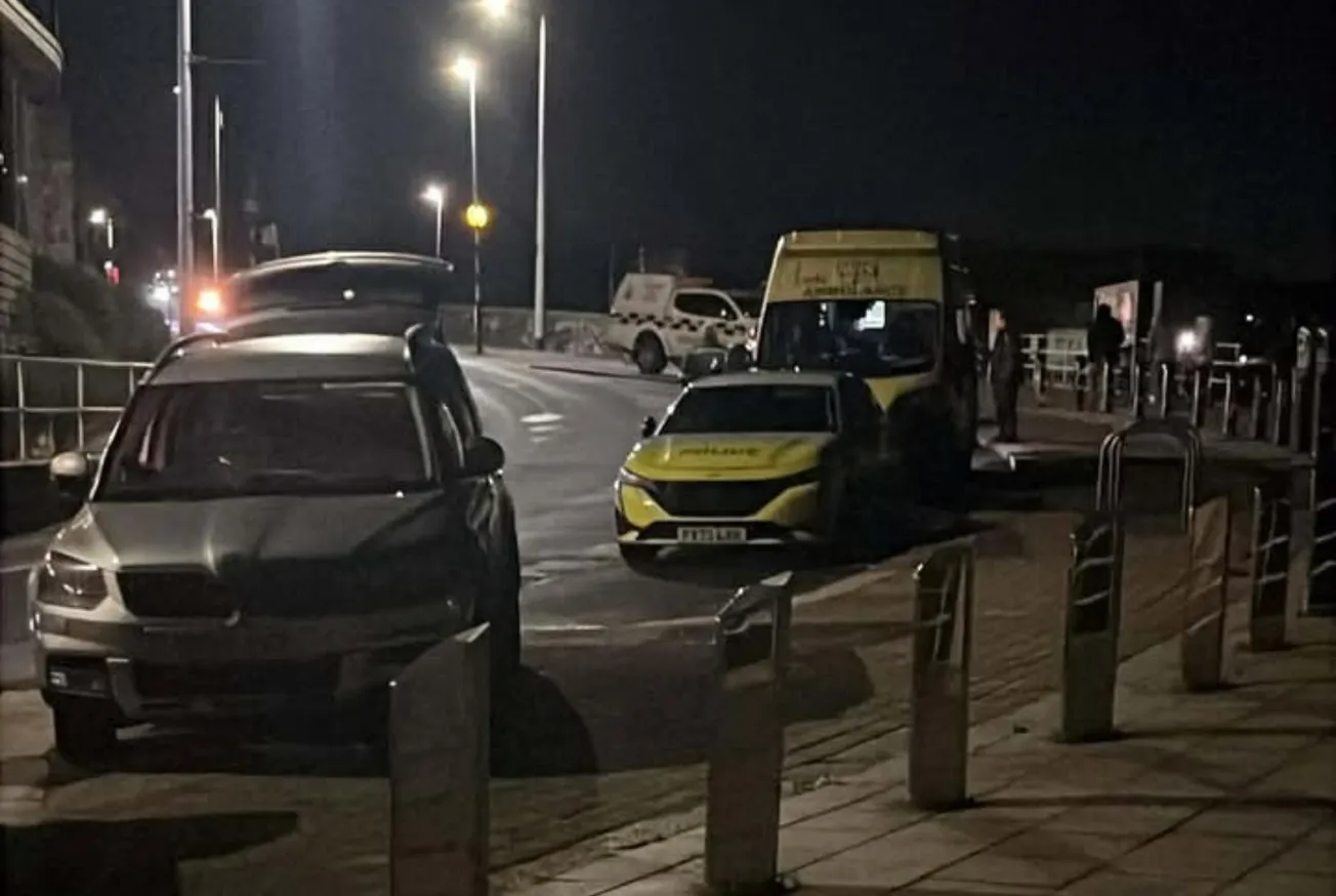 Police, coastguard and paramedics respond to emergency incident on Plymouth Hoe