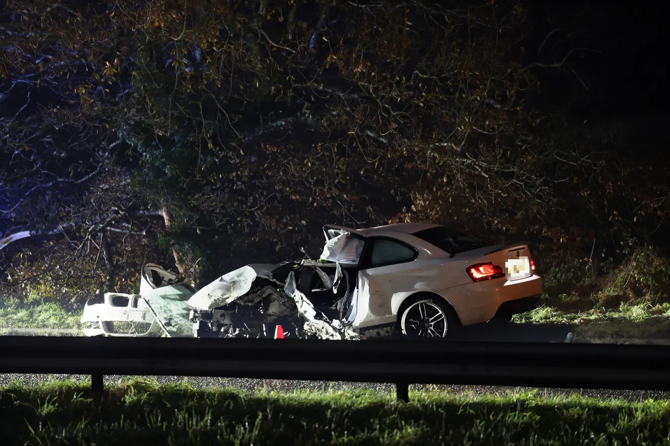 Three people seriously injured after two vehicle crash on A38 to Plymouth