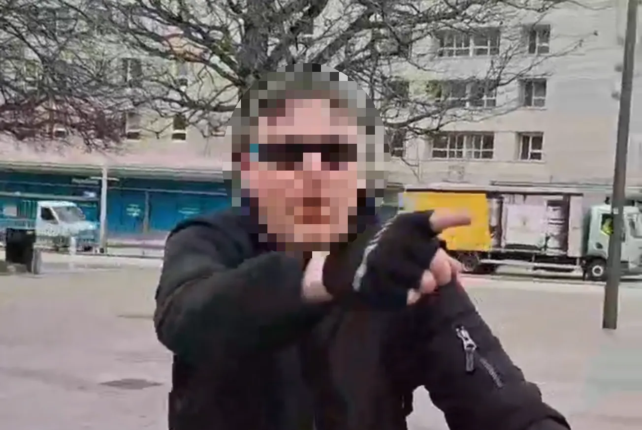 Man arrested after Knife Angel targeted with graffiti while in Plymouth